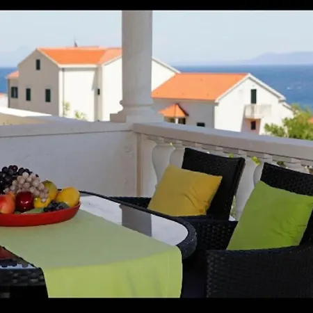 Apartments Mari - Free Parking Bol